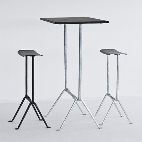 Officina-chair-by-Ronan-and-Erwan-Bouroullec_rushi_sq01.jpg