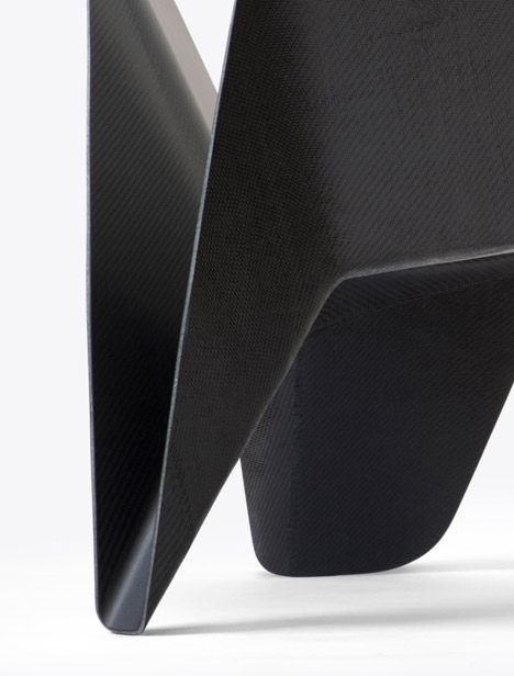 Carbon-Chair-by-Thomas-Feichtner-Milan-2015_rushi_sq.jpg