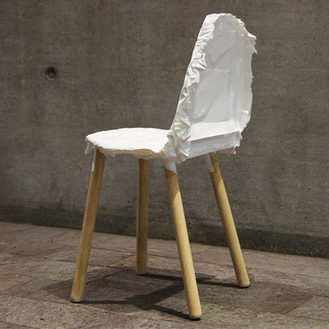 Crumpled-Chair-by-Jongwoo-Choi_rushi_468_2.jpg