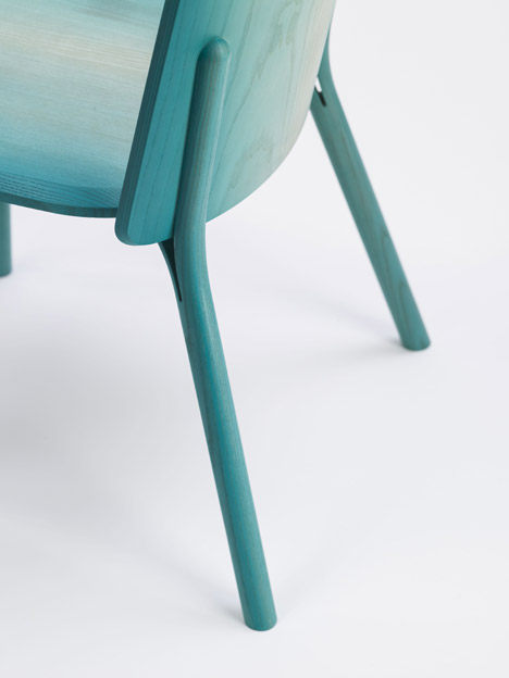 Split-chair_stool_Arik-Levy_lifestyle_rushi_sq.jpg