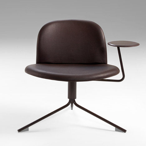 Richard-Hutten-Satellite-chair-Offecct-Stockholm-2015_rushi_468_9.jpg