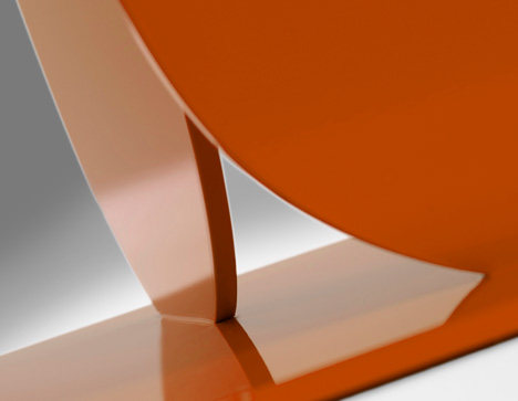 Caramel-table-Claesson-Koivisto-Rune_rushi_sq.jpg