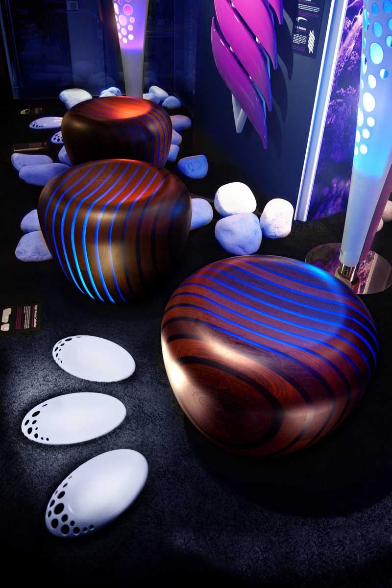 Bright-Wood-Collection-fascinating-collection-of-tables-seats-and-lamps-by-Giancarlo-Zema-www.rushi.-net-20.jpg