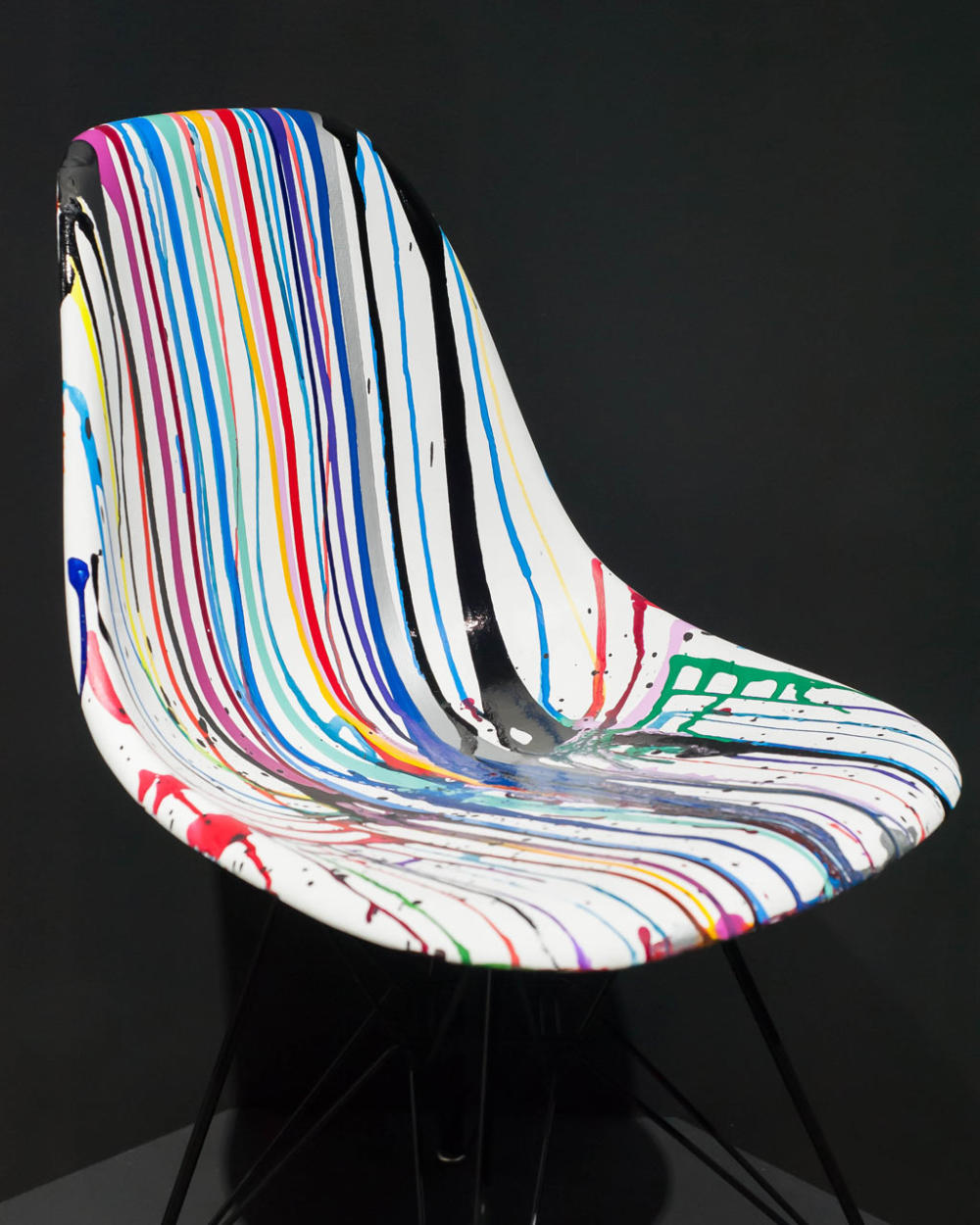 SOZE-Collection-Modernica-Fiberglass-Chair-1.jpg