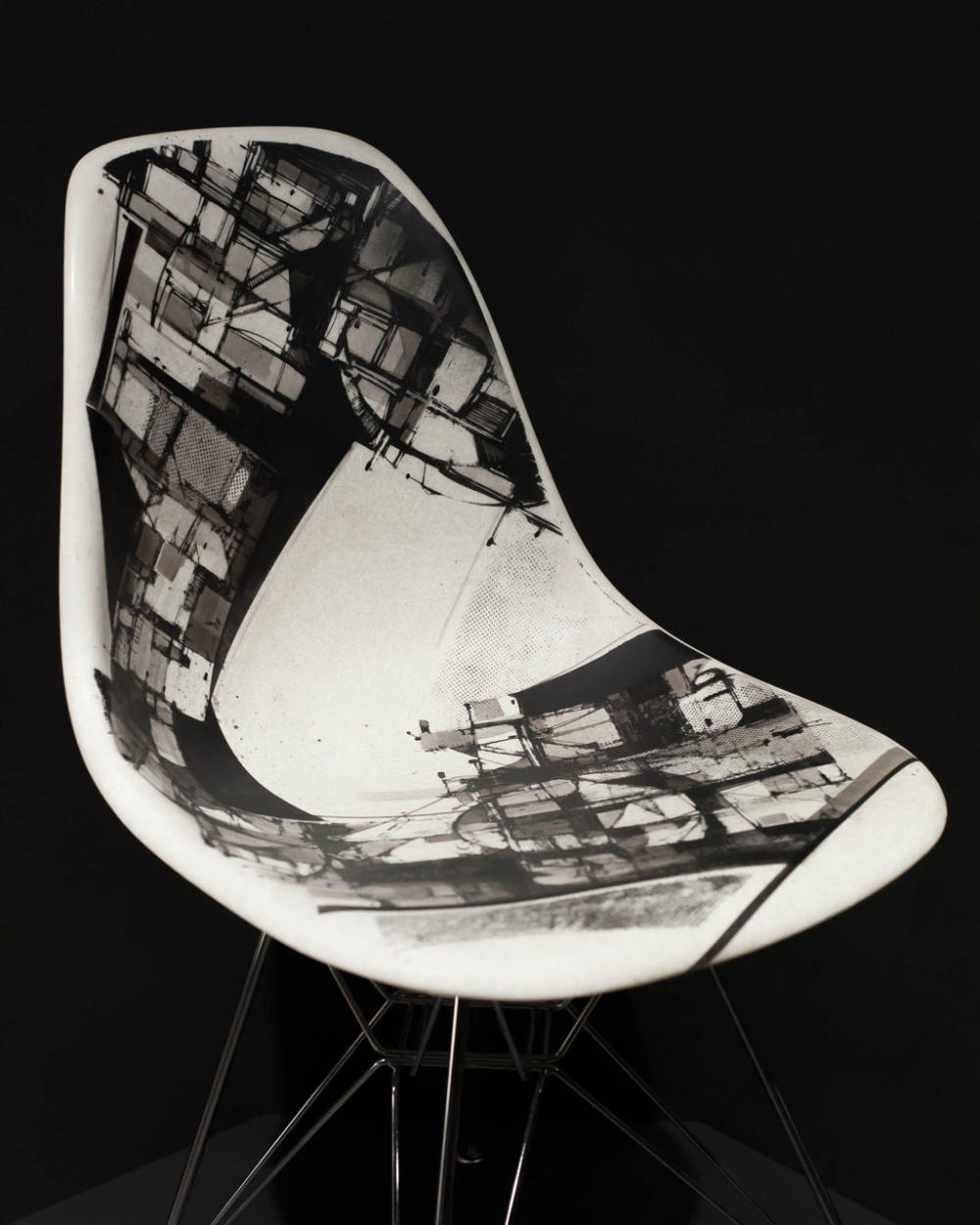 SOZE-Collection-Modernica-Fiberglass-Chair-1.jpg