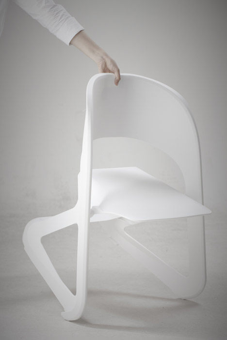 Sleeed_chairs_by_Centimeter_Studio_rushi_468c_0.jpg