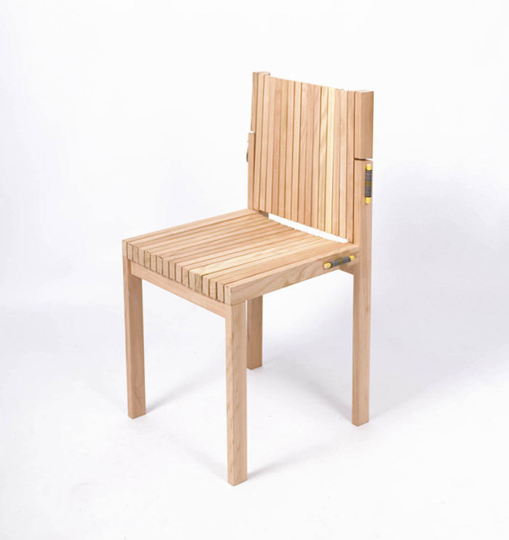 wooden-design-with-the-flexibility-of-an-office-chair-2.jpg