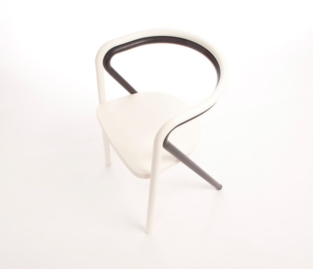 composition-chair-1-4.jpg