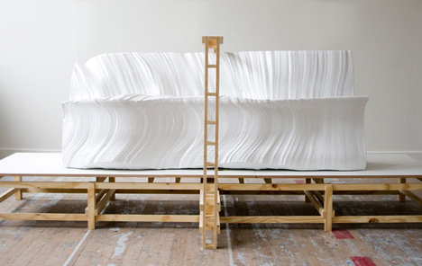 Cutting-Edge-sofa-by-Martijn-Rigters-cut-from-huge-block-of-foam-using-hot-wires_rushi_1sq.jpg