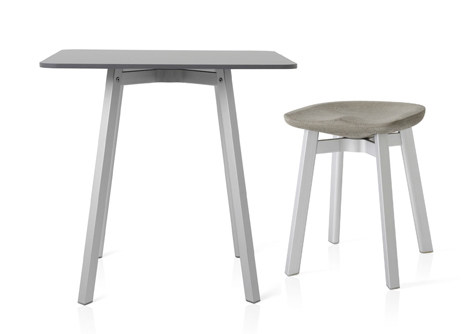 Nendo-reimagines-the-Navy-Chair-to-create-new-stool-for-Emeco_rushi_1sq.jpg