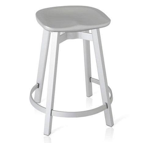 Nendo-reimagines-the-Navy-Chair-to-create-new-stool-for-Emeco_rushi_1sq.jpg