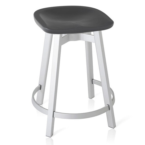 Nendo-reimagines-the-Navy-Chair-to-create-new-stool-for-Emeco_rushi_1sq.jpg