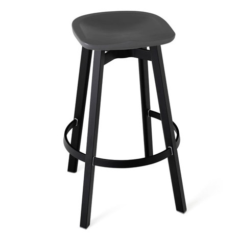 Nendo-reimagines-the-Navy-Chair-to-create-new-stool-for-Emeco_rushi_1sq.jpg