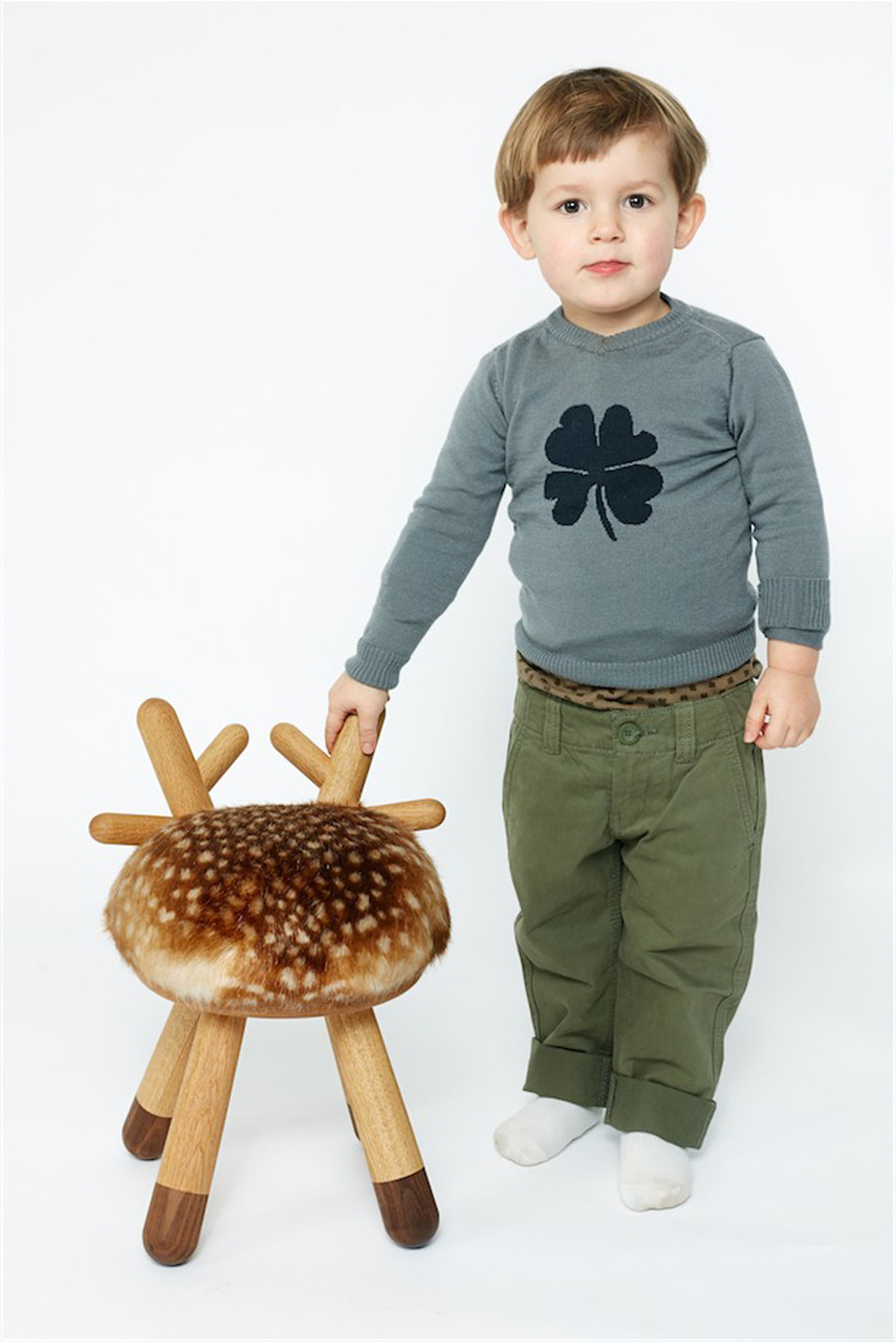 bambi-inspired-chair-for-children-4.jpg