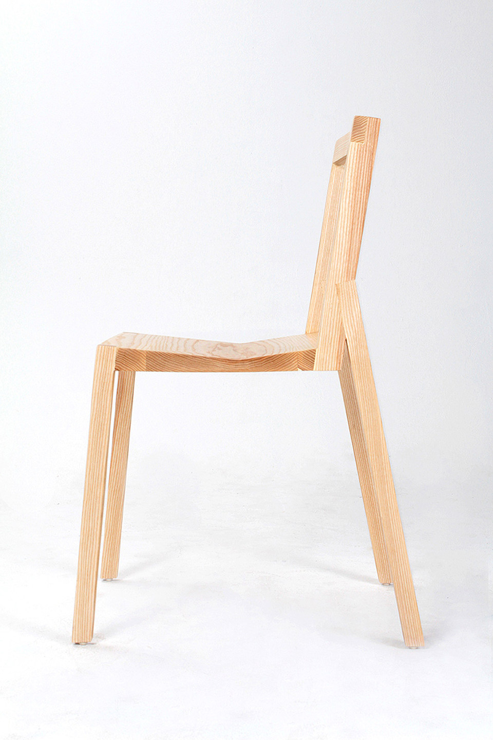 split-chair-by-roni-shalmon-4.jpg