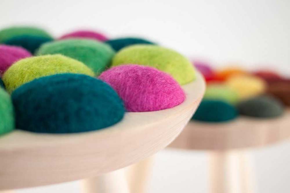 cool-with-wool-whimsical-stool-by-norwegian-designer-aud-julie-befring-3.jpg