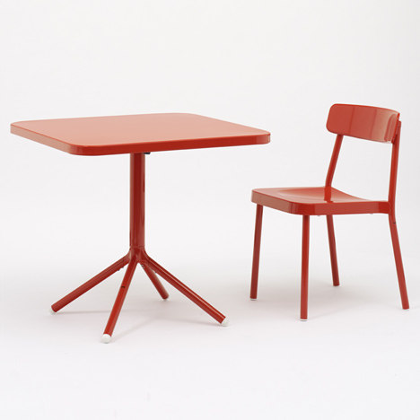 Grace-aluminium-furniture-collection-by-Samuel-Wilkinson_rushi_1sq.jpg