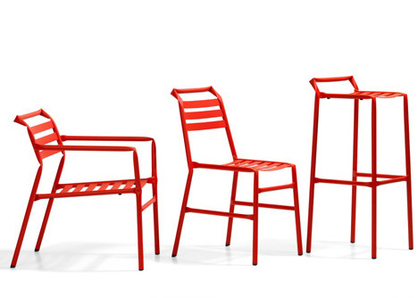 Straw-kinked-tubular-steel-furniture-by-Osko-and-Deichmann-for-Bla-Station-Dezeen-sq.jpg