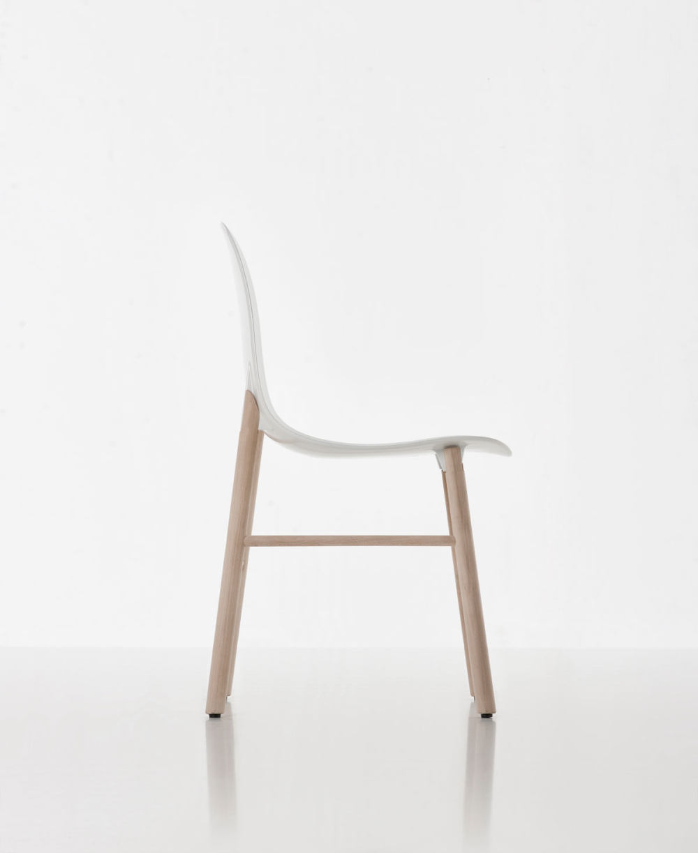 kristalias-new-chair-by-neuland-the-sharky-2.jpg