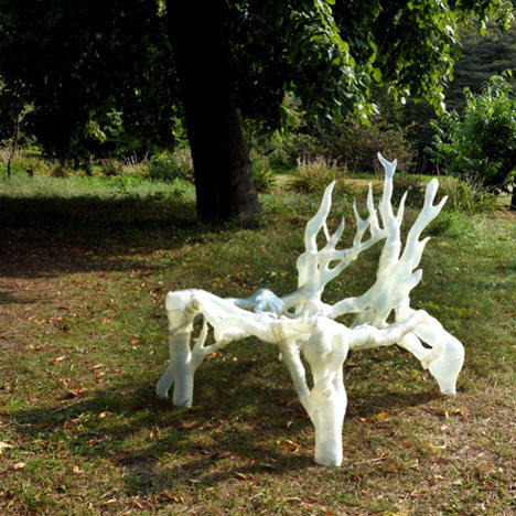 Mycelium-Chair-by-Studio-Eric-Klarenbeek-Dezeen.jpg