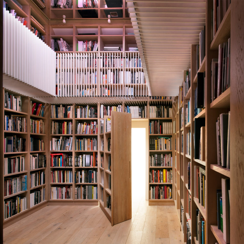 home-libraries-residential-interiors-pinterest-roundup_rushi_1704_col_7.jpg