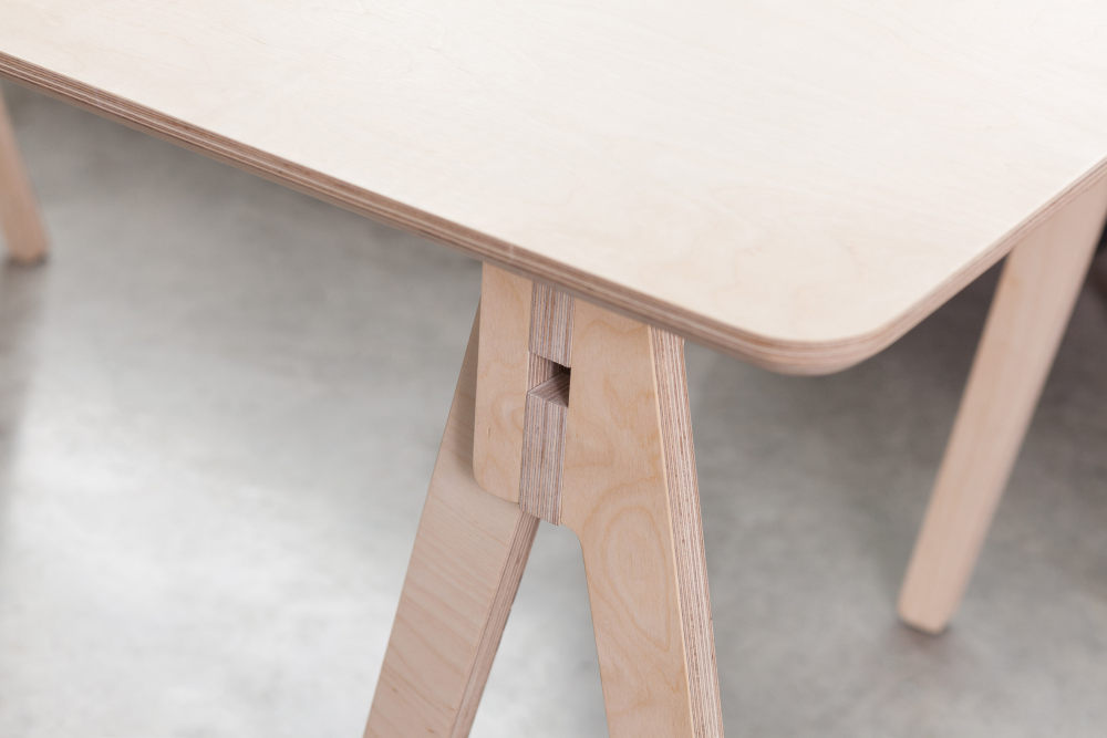 bundle-desk-thor-ter-kulve-opendesk-design-furniture_rushi_sq-b.jpg