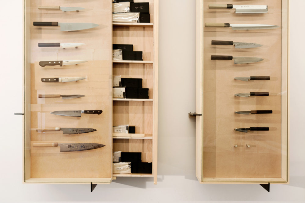 ai-om-knives-shop-vancouver-by-scott-and-scott-architects-rushi-10.jpg