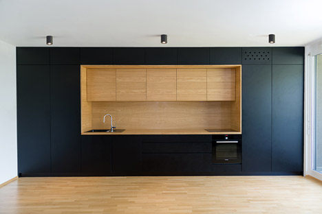 Black-Line-Apartment_Arhitektura-doo_rushi_sq.jpg