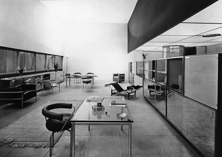 cassina-showroom-milan-1968-by-mario-bellini-rushi-01.jpg