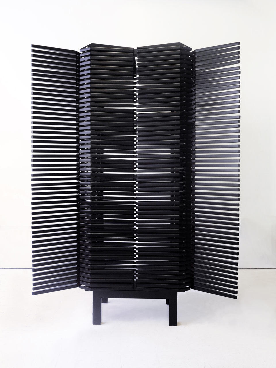 Samurai-Cabinet-Sebastian-Errazuriz-1.jpg