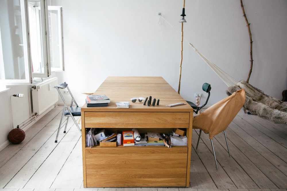 workbed-a-desk-that-transforms-into-a-bed-bless-mira-schroeder-2.jpg