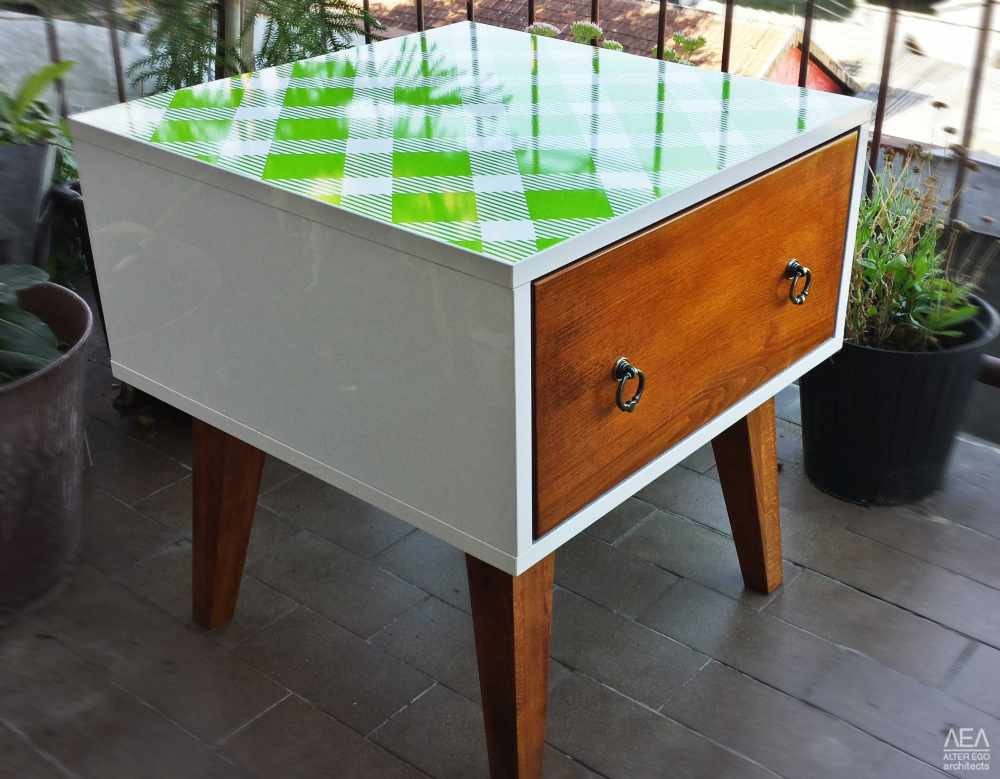 1381254806949ego_coffee_table_3.jpg