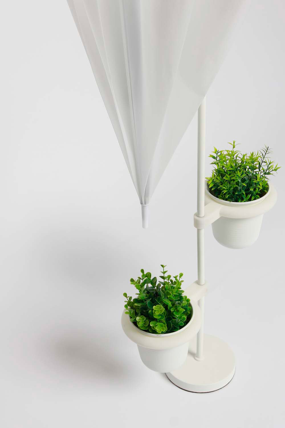 Jean-Huang-LOV-umbrella-plant-stand-1.jpg