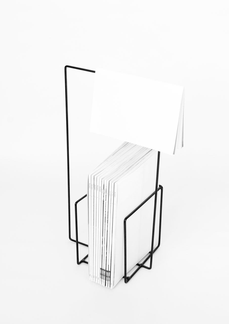 Alvaro-Diaz-Hernandez-Wire-2-Linea-magazine-holder.jpg