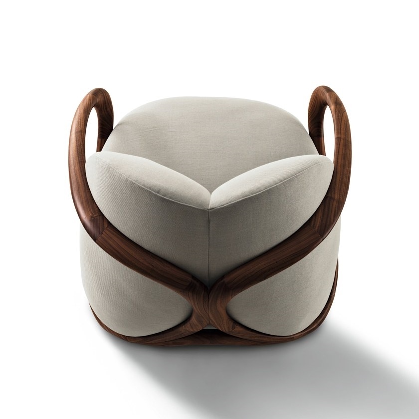 b_HUG-GIORGETTI-332419-rel2a0e18d0.jpg