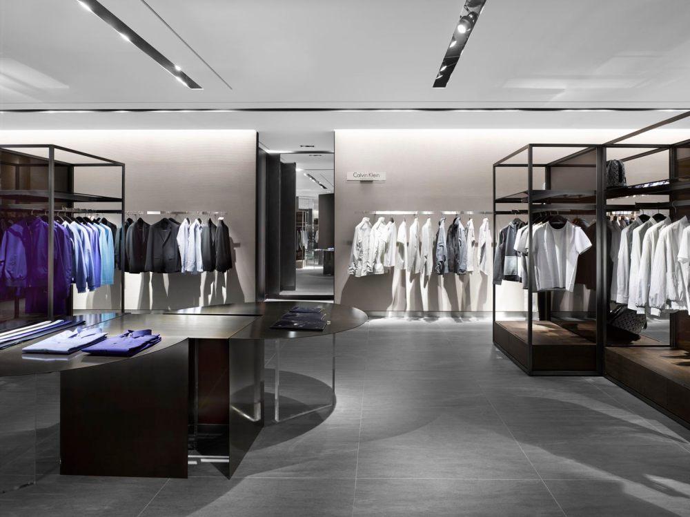 Galleria_Luxury_Hall_West_Mens_1004.jpg