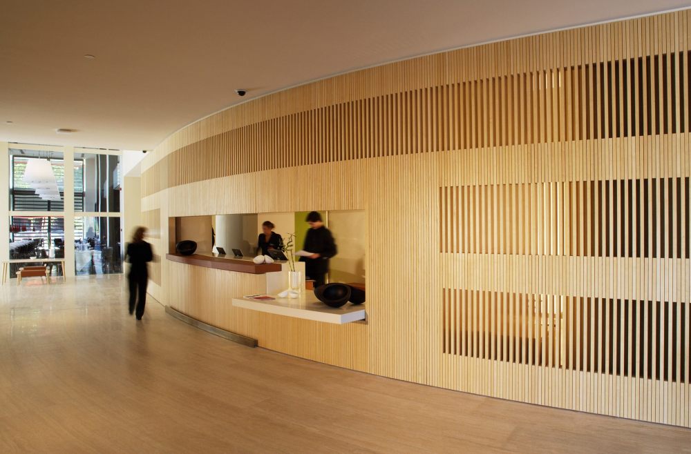 john-pawson-hotel-puerta-america-reception-desk-and-meeting-rooms7.jpg