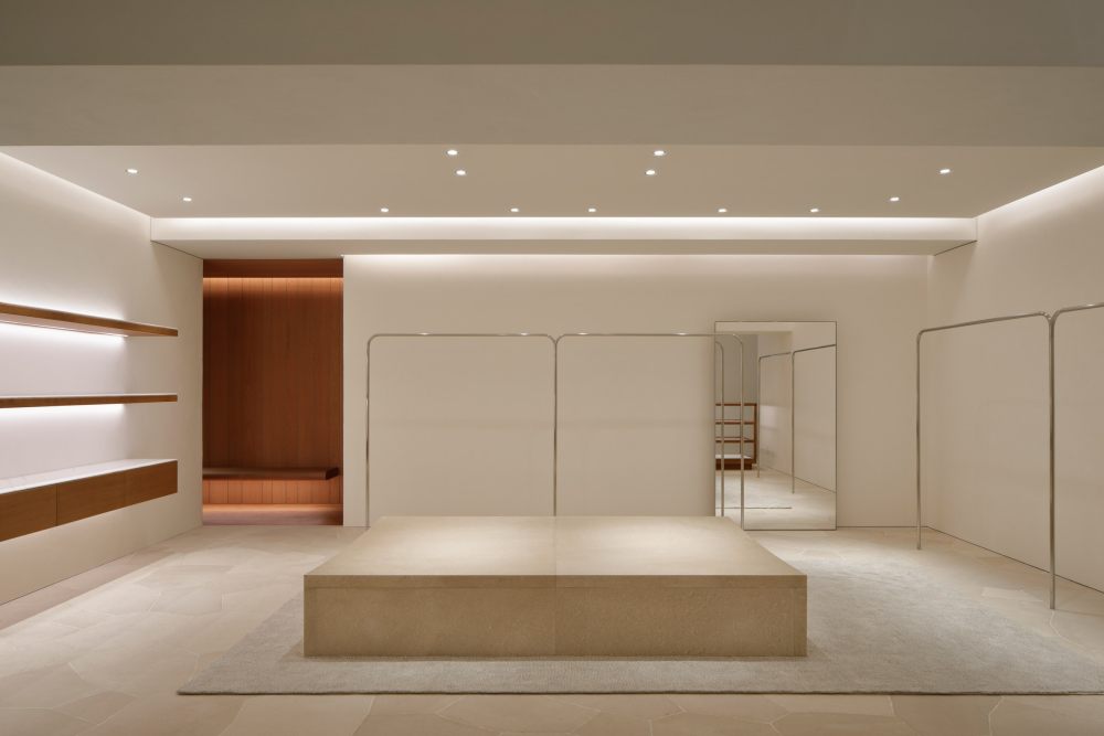 JOHN PAWSON-日本Jil Sander店_16.jpg