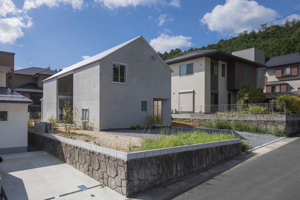 02_House_in_Sonobe_012_Shinkenchiku_sha_.jpg
