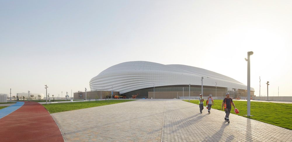 03_ZHA_Al_Wakrah_Stadium_Qatar_©Hufton_Crow.jpg