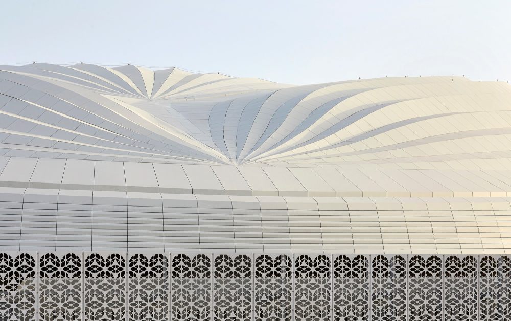 09_ZHA_Al_Wakrah_Stadium_Qatar_©Hufton_Crow.jpg