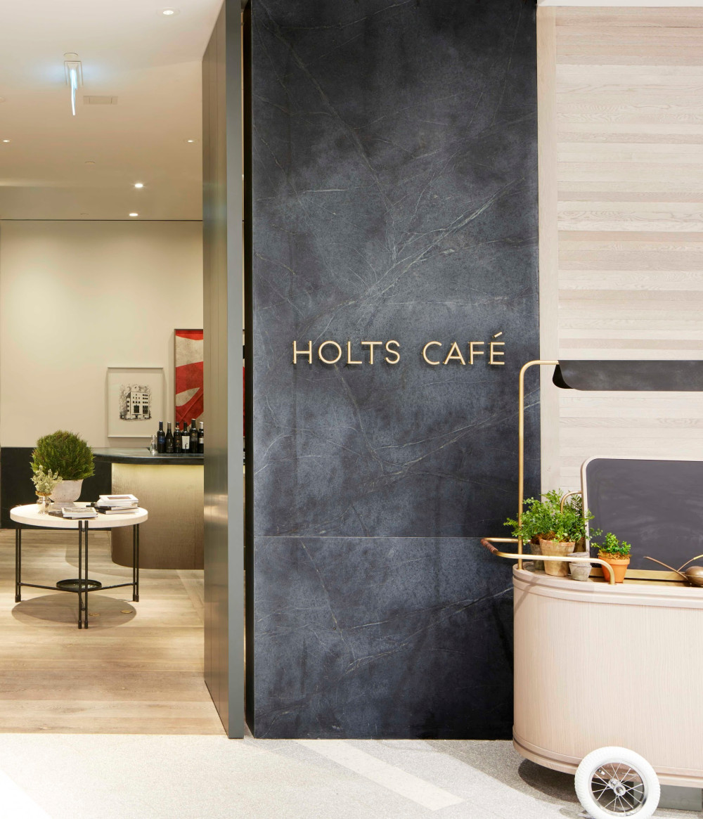 HoltsCafe_05.jpg