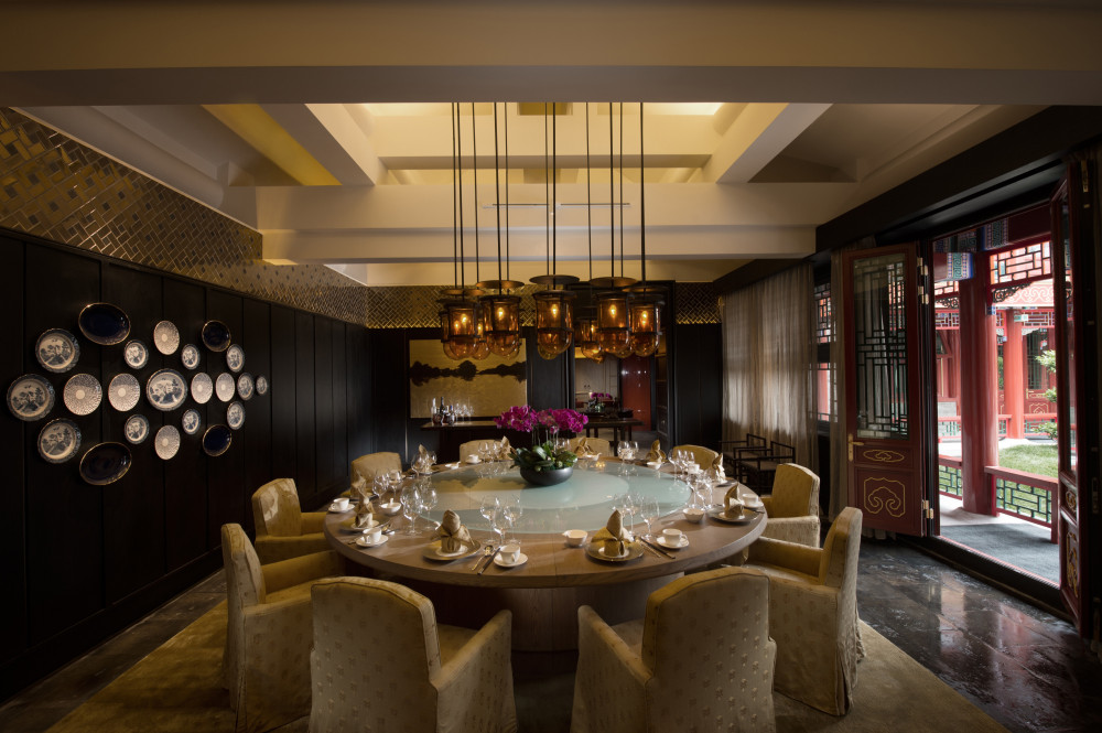 Hutongdiningroom_HR.jpg