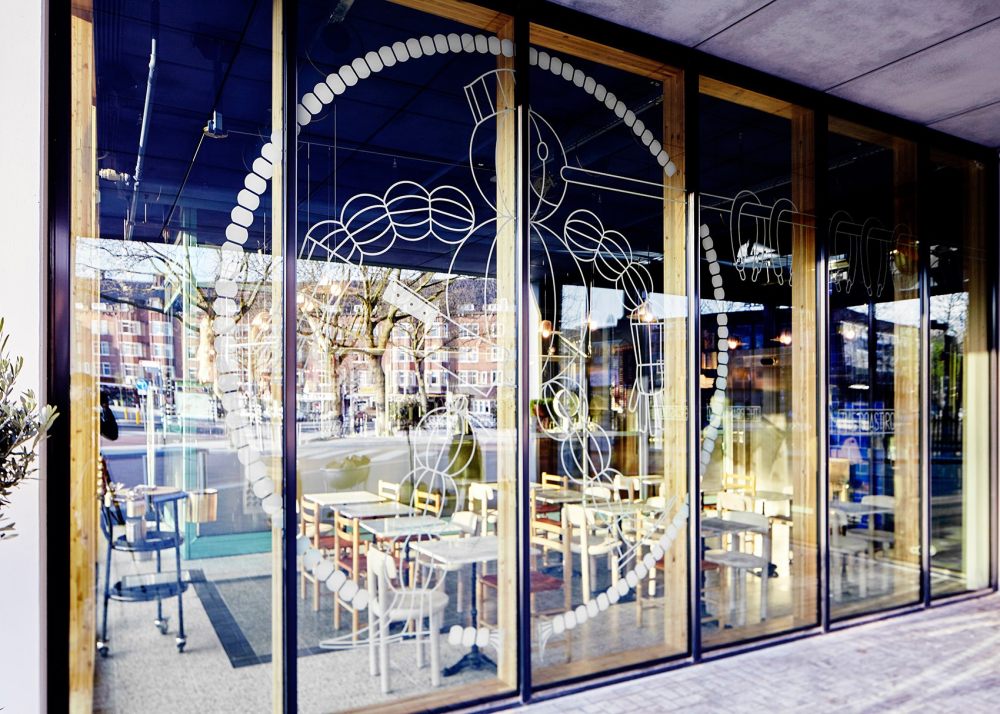 阿姆斯特丹开放式餐厅6.jpg