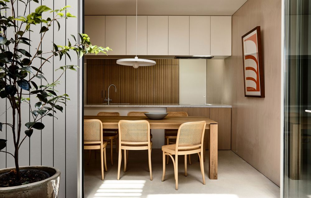 现代极简主义公寓_FitzroyNorth-Rob-Kennon-Architechture-TDF-ad-2200x1404.jpg