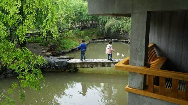 这才是中国人居住的最高境界：有水景、有园子，家门从不上锁_这才是中国人居住的最高境界：有水景、有园子，家门从不上锁-32.jpg