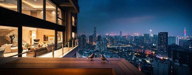 广州珠江边的顶层复式，才是豪华住宅正确打开方式_广州珠江边的顶层复式，才是豪华住宅正确打开方式-1.jpg