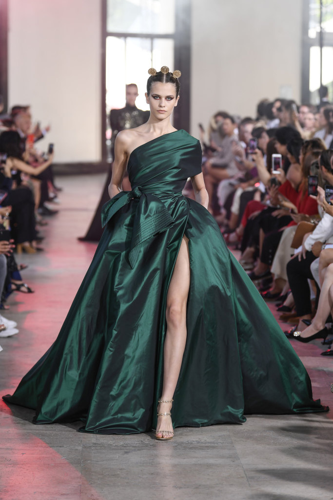 Elie Saab 2019秋冬高級定制系列-12.jpg