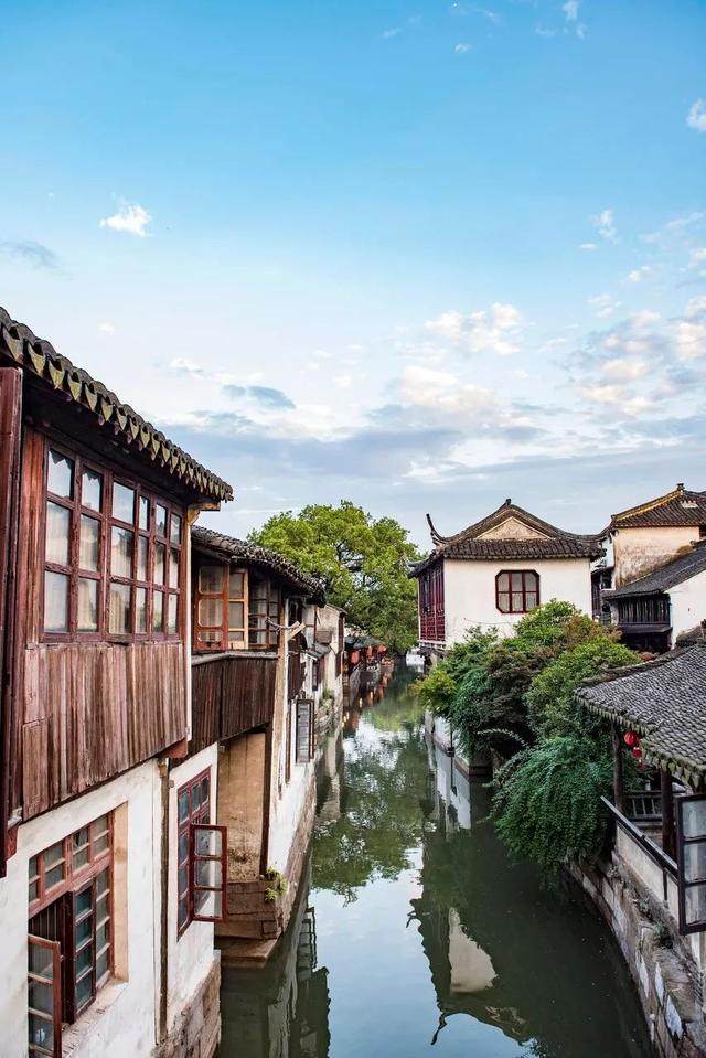 50个中国最美的古村镇，余生慢慢走遍_50个中国最美的古村镇，余生慢慢走遍-17.jpg