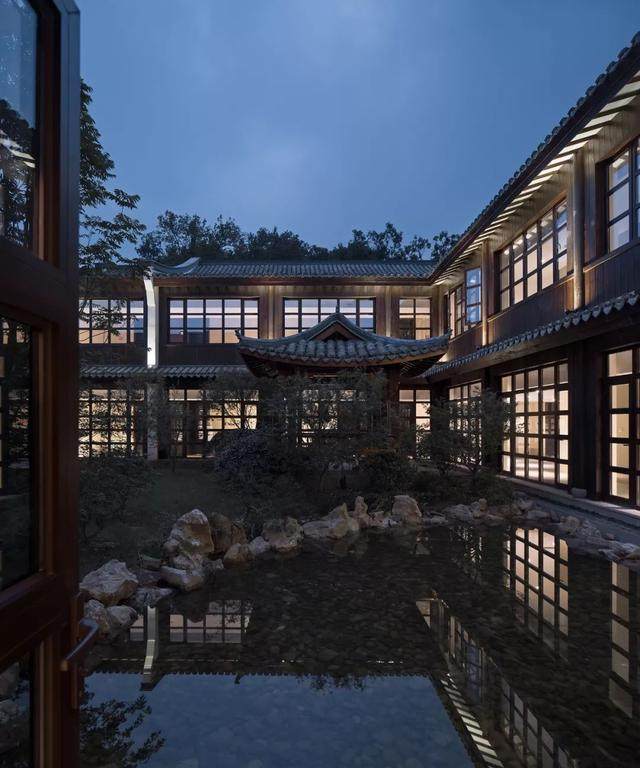 隐于杭州西湖的这间酒店，200间江南宅院铺绘了一幅山水长卷-11.jpg